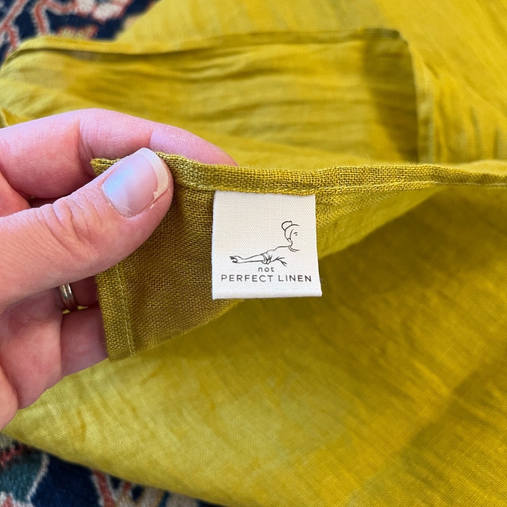 notPERFECTLINEN greenish mustard scarf